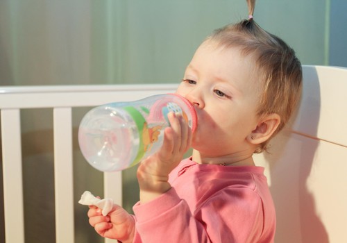 ПОСЛЕДНИЙ ДЕНЬ КОНКУРСА: Как напоить ребенка во время болезни?