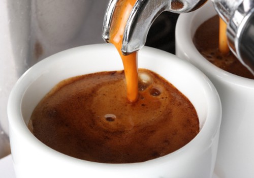 Можно ли пить кофе в период ГВ