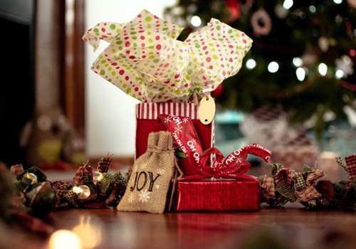 Поделись идеями подарков на Рождество - и выиграй один из призов для своего малыша!