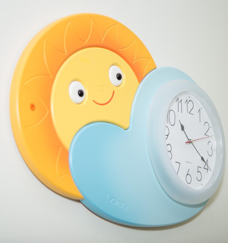 Не забудьте перевести часы! Латвия переходит на зимнее время