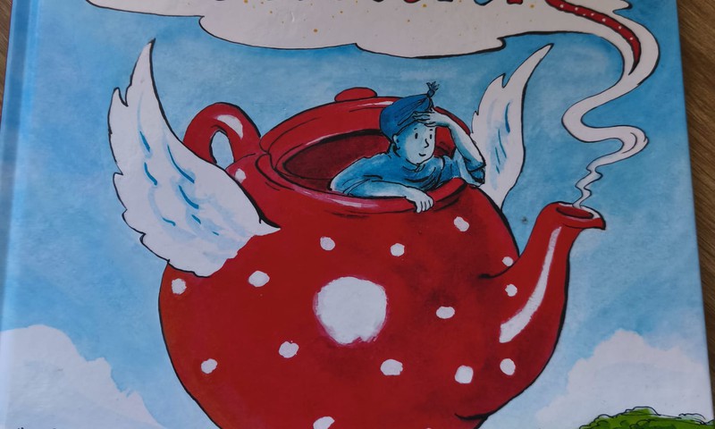 Книжный клуб: Малютка-джинн