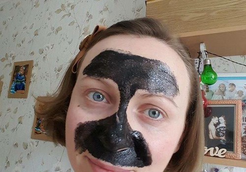 Я КУПИЛА: Черную маску-пленку