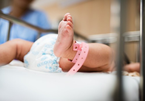Новорожденный: когда малышу определяют группу крови?