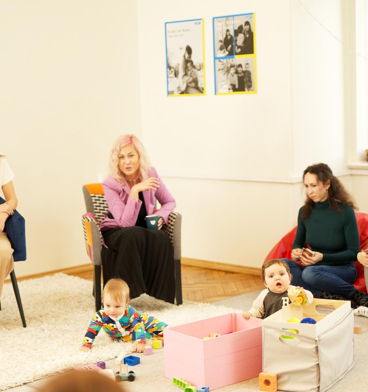 Приглашаем в группу психологической поддержки для мам из Украины 11 декабря