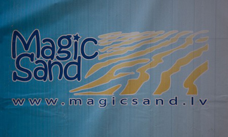 Magic Sand 2011 или большая песочница в центре!