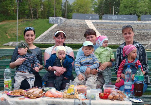 А вот и наш первый пикник!