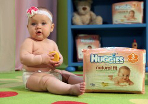 Huggies® Natural Fit своему малышу подарит…