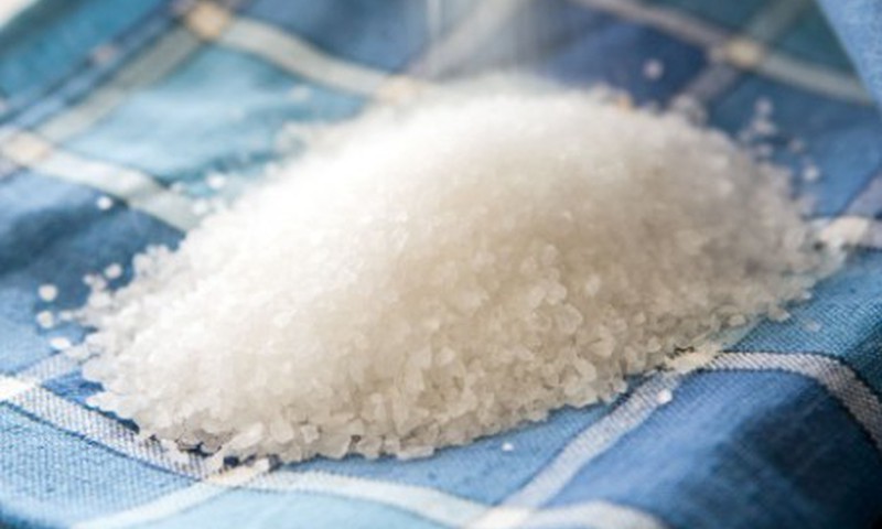 Соль, как средство для уборки дома