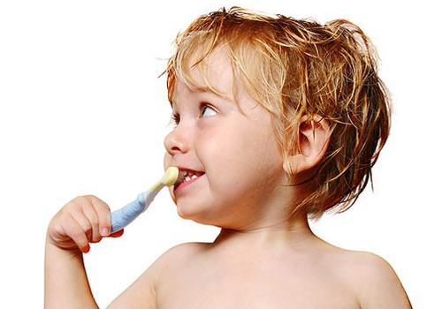 Как выбрать зубную щётку? Отвечает стоматолог Байба Краузе