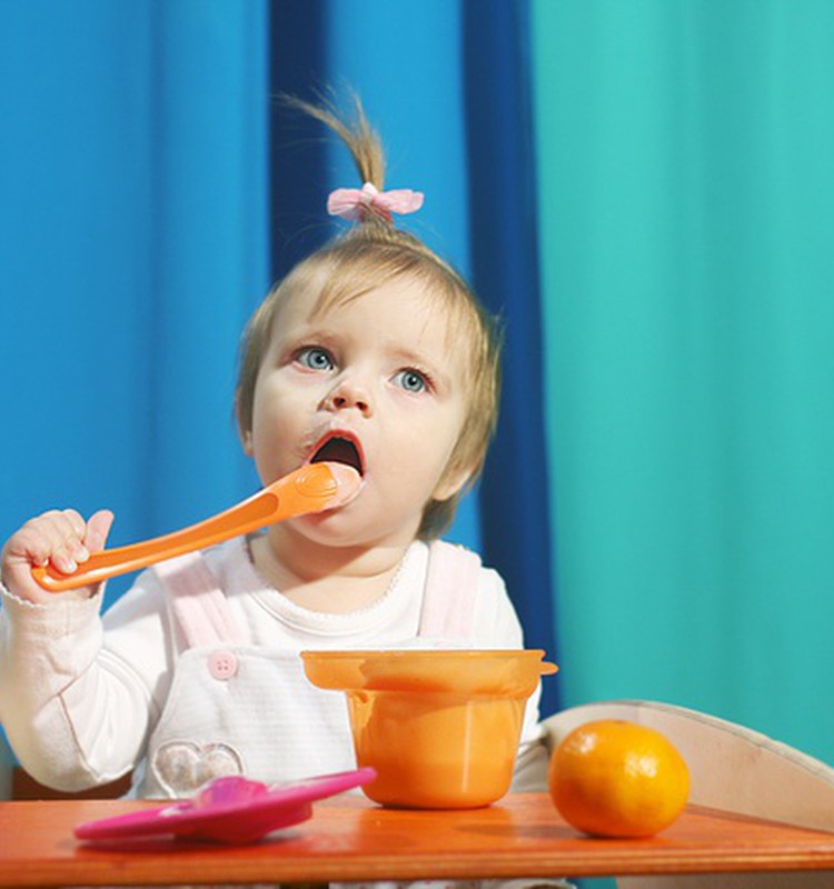 Как ребёнка научить кушать овощи и фрукты?