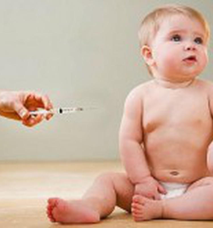 Родители хотят вакцинировать детей от энцефалита и ротавируса бесплатно