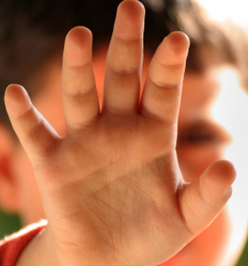 Детский язык находится в кончиках пальцев
