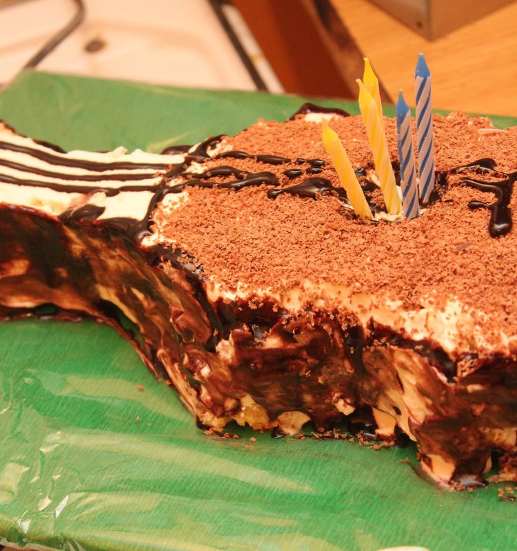 Когда у мужа вдруг день рождения или очень быстрый торт 