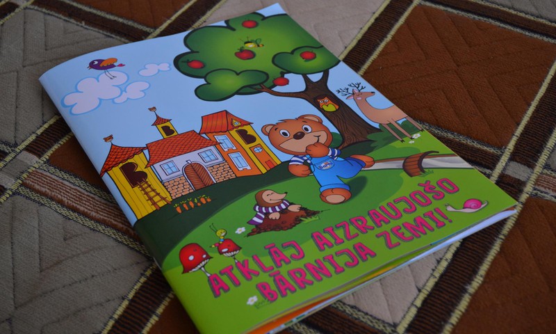 Детская книга Барни