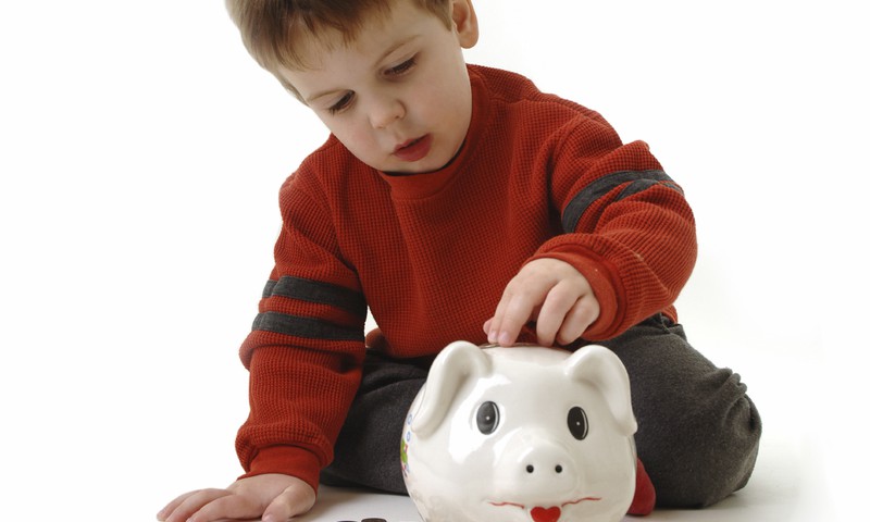 Планирование семейного бюджета вместе с детьми воспитывает в них правильное отношение к деньгам