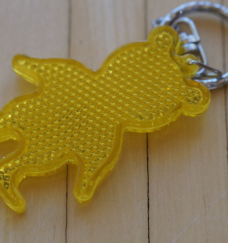 Пятая часть родителей признается, что их дети в темное время суток не используют светоотражатели