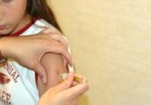 Латвия не получит вакцину от AH1N1 вовремя