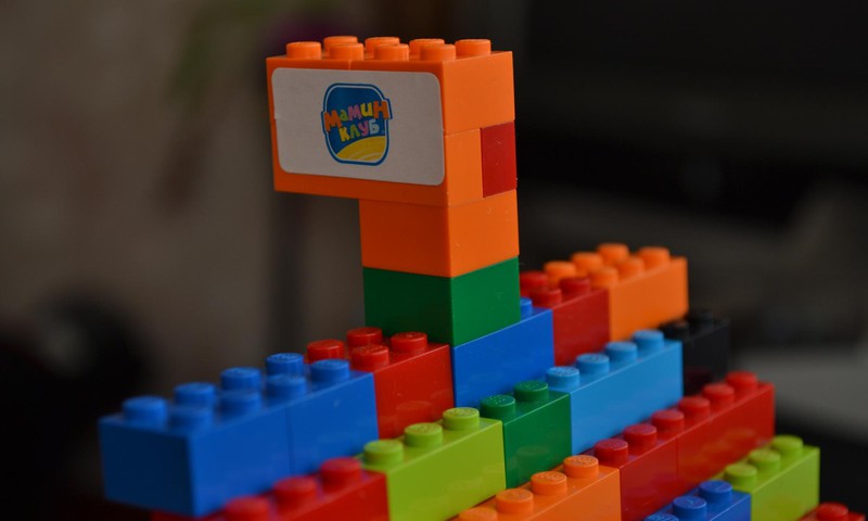 Lego корабль "Huggies"