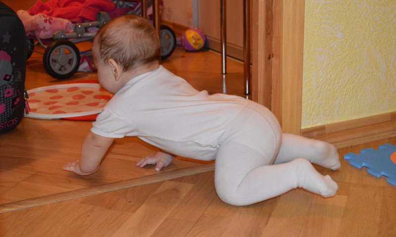 Саша: ползёт!!!