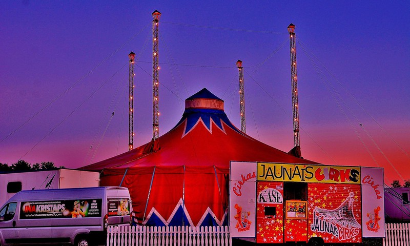 Привет, Рига! К тебе в гости едет совершенно новый цирк, Jaunais cirks!