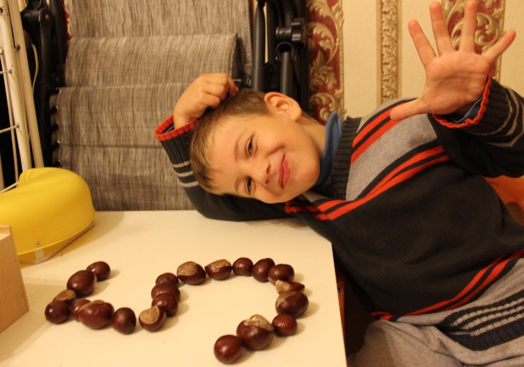 Развиваем дошкольника с помощью каштанов
