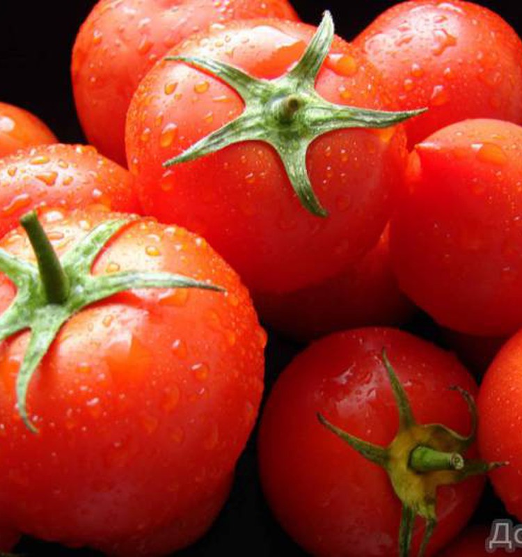 №1 Юля: Я определила себя в овощи - это томат