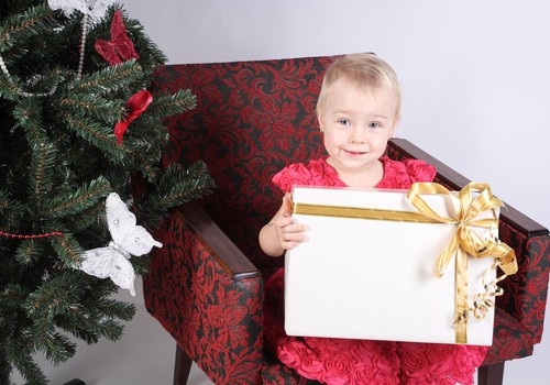 Праздник Huggies®: Где вы приобретаете подарки детям на новогодние праздники?