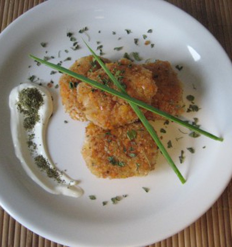 Котлеты из яблок и моркови