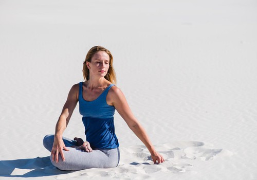 С сентября в Мамином клубе Balance Yoga с преподавателем из Украины!