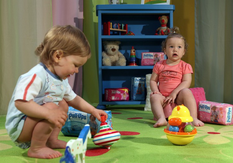 Игра дня: Познакомьтесь - Huggies® Pull-Ups®!