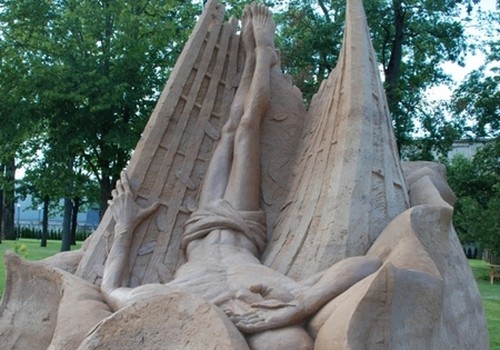 Песчаные скульптуры открыты до сентября   