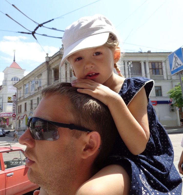 БЛОГ НАСТИ: Парад, дельфины, вино