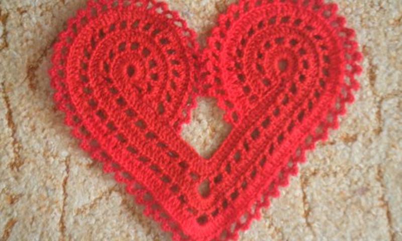 ... И сердце на столе!