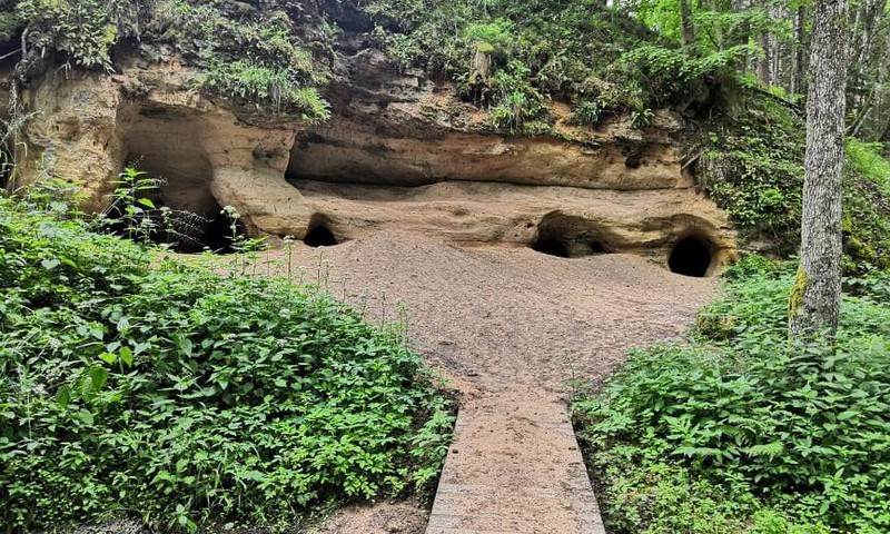 Лето, ах лето: лабиринты Пелдангских пещер