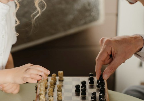 Чему учат шахматы: что рассказали юные победители латвийской шахматной олимпиады?