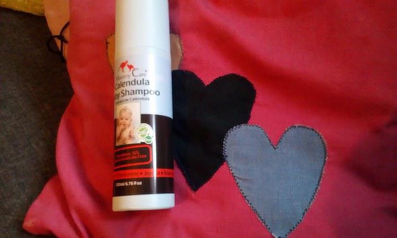 Шампунь Mommy Care с запахом детства