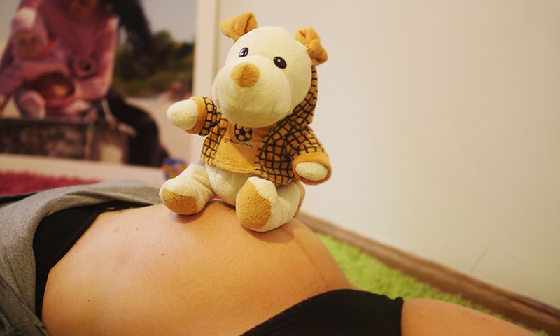 В Эстонии предложили сажать за курение во время беременности
