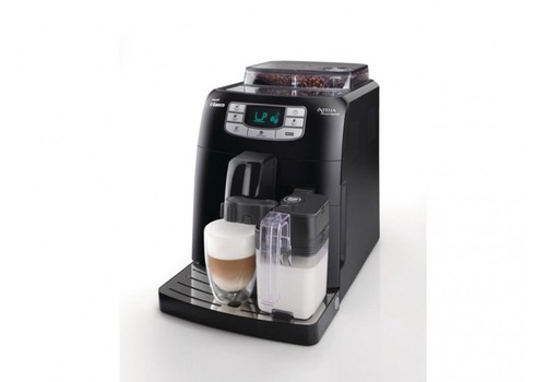 Главный приз Олимпиады домохозяек кофейный автомат стоимостью 549.99 Ls от Elkor Tehnika