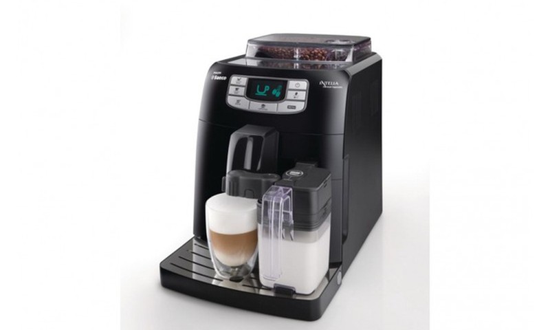 Главный приз Олимпиады домохозяек кофейный автомат стоимостью 549.99 Ls от Elkor Tehnika