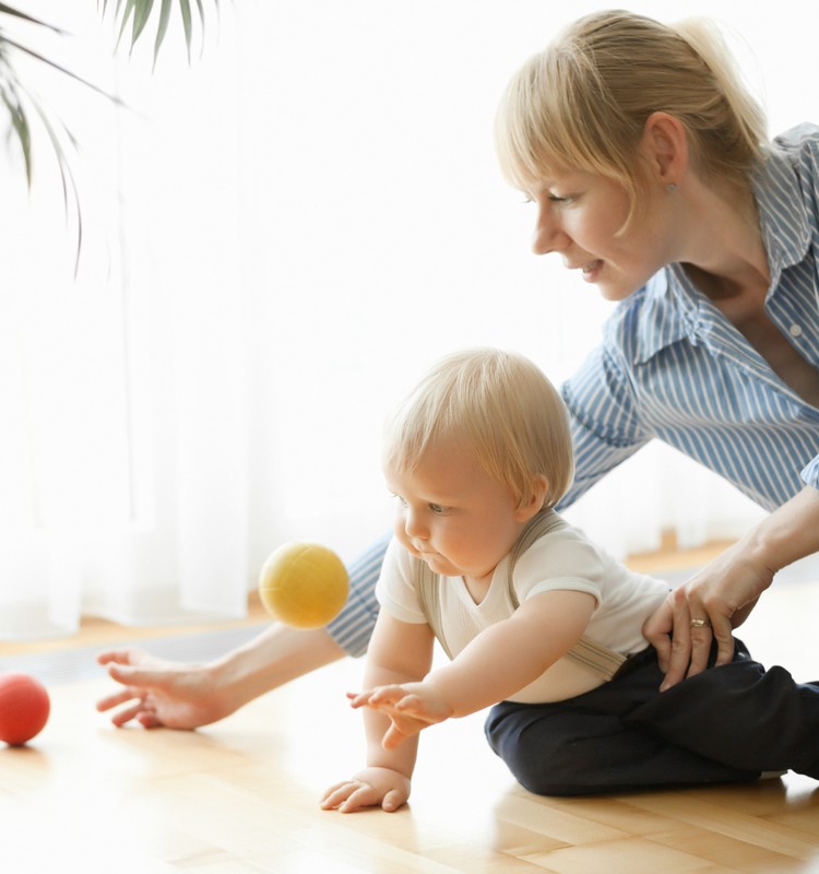 Pазвивающие игры с физиотерапевтом для малышей 6 - 7 месяцев