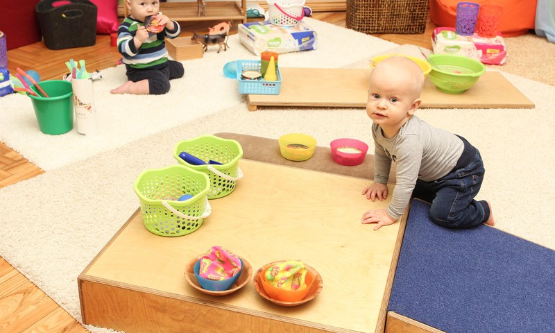 ФОТО Комнаты чудес Huggies@: как играют дети в 8-12 месяцев