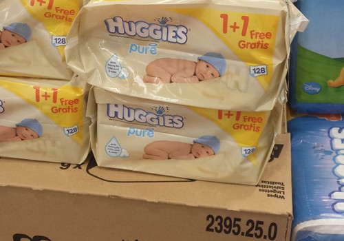 Покупай влажные салфетки Huggies® в магазинах RIMI всего за 1,69 Ls!