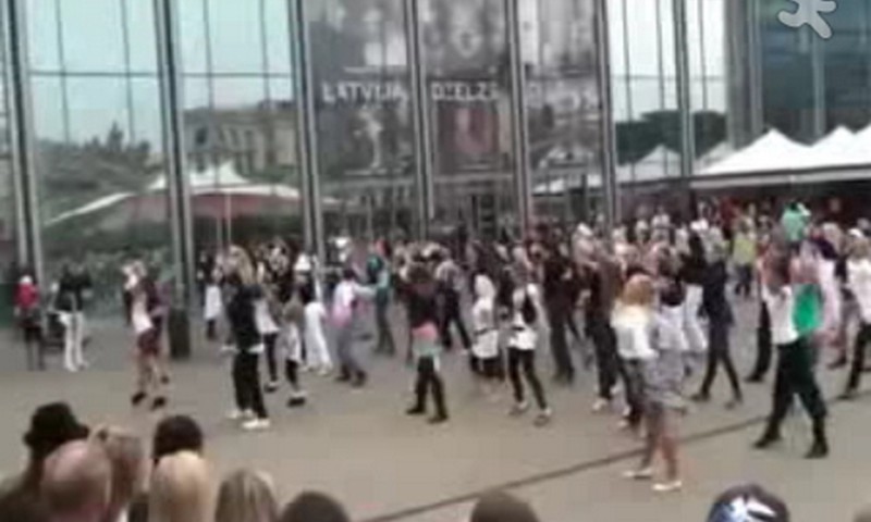 Флешмоб в Риге: я принимала участие!