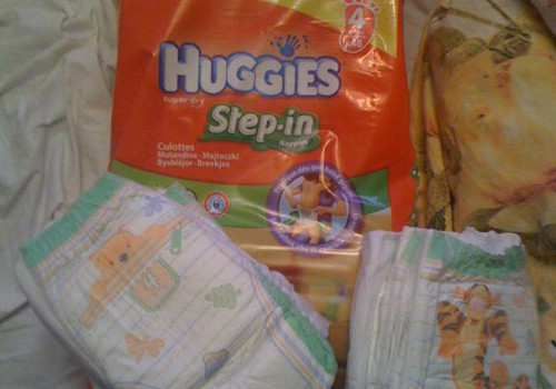 Huggies Little Walkers в пачке Huggies Step In