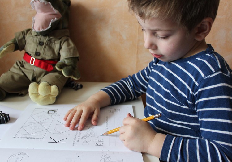 Приглашаем на развивающие занятия для детей с 3 до 5 лет