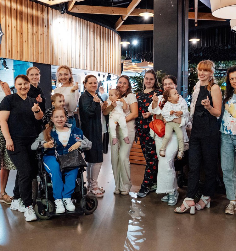 Регистрируйтесь на «Завтрак мам» 8 октября!