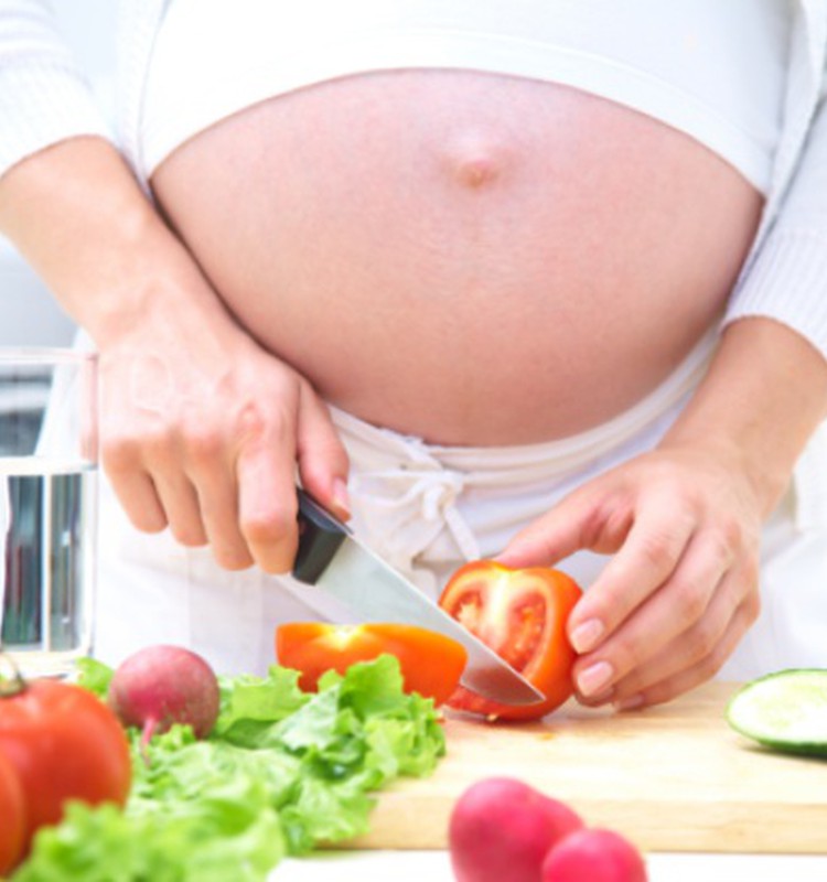 15 полезных продуктов для будущих мамочeк
