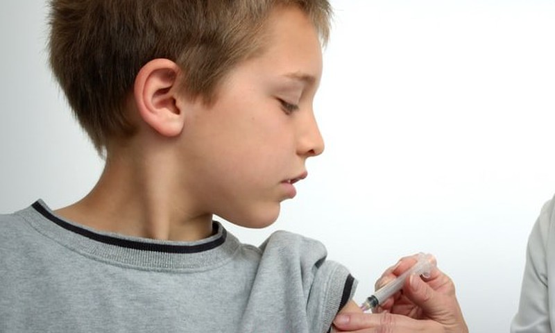 Интервал между прививками от Covid-19 для детей 5-11 лет может быть сокращён до 6 недель