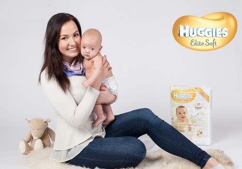 Подгузники для новорожденных Huggies@ Elite Soft тестирует Мирко