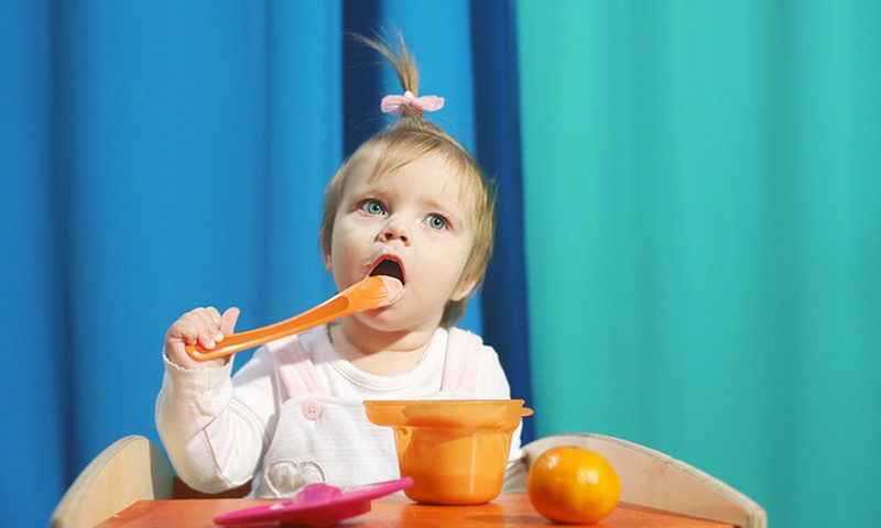 Как ребёнка научить кушать овощи и фрукты?